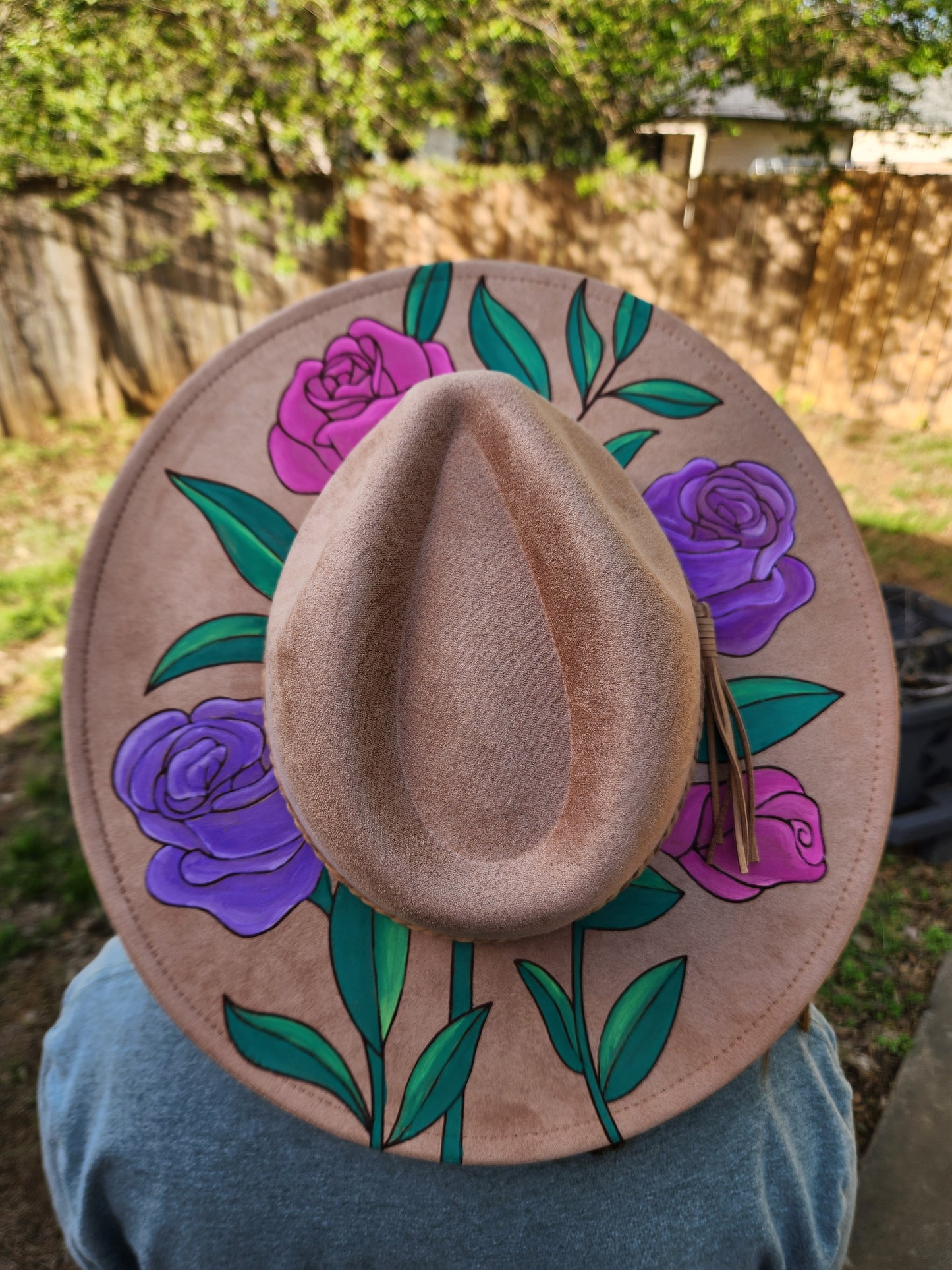 August 22nd - River Bottom Winery BoBrooks Farm -  Fall Hat Bar Paint & Sip Party!